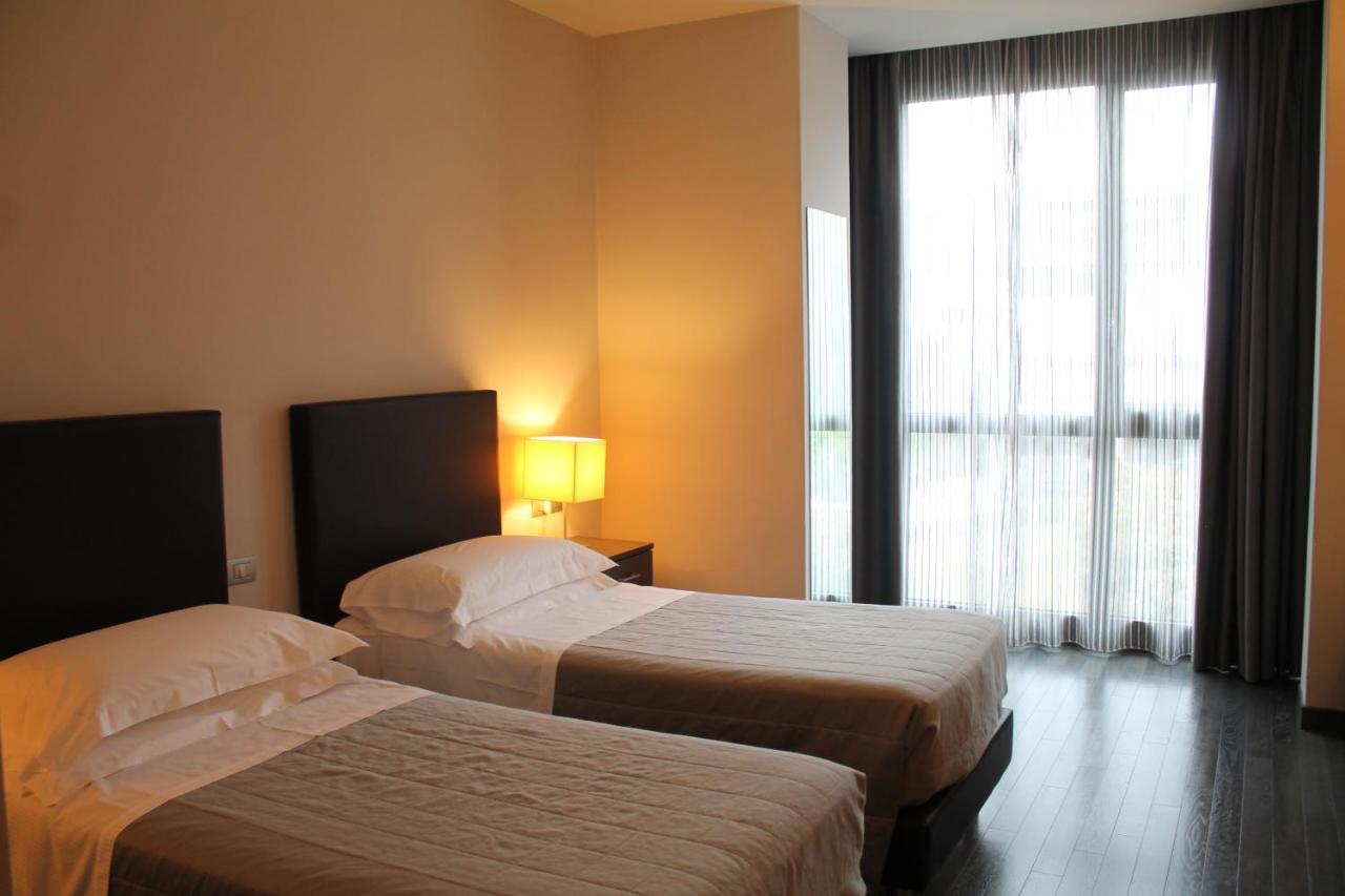 Park Hotel Sporting Teramo Exterior photo