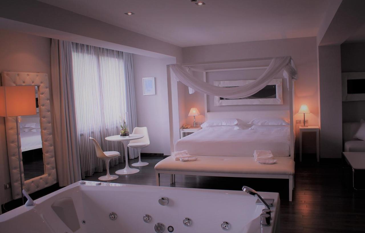 Park Hotel Sporting Teramo Exterior photo