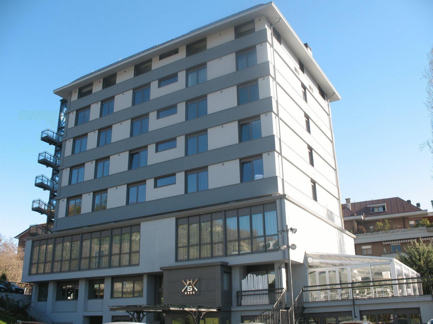 Park Hotel Sporting Teramo Exterior photo