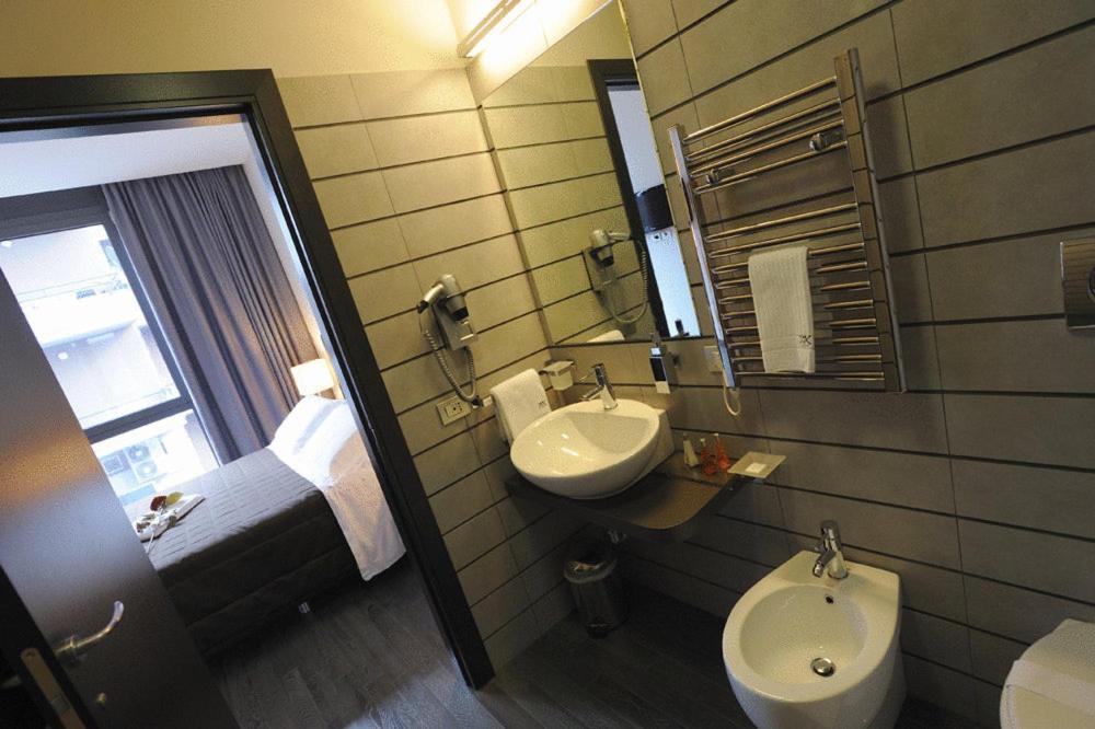 Park Hotel Sporting Teramo Exterior photo